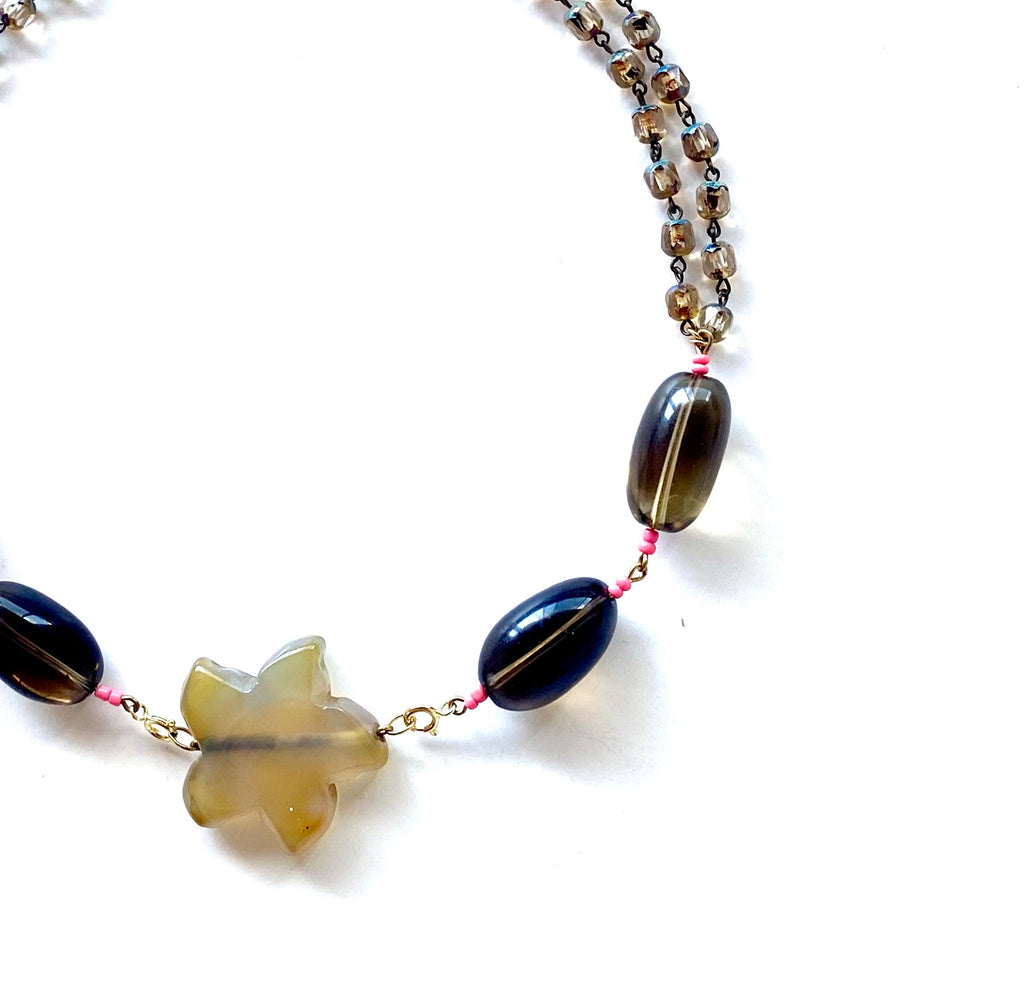 COLLAR FLOR DE MEDIANOCHE