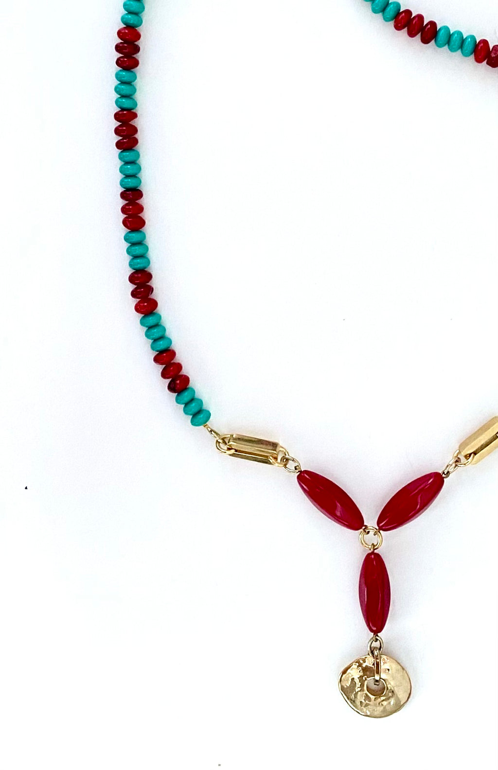 Collar de Artista Ixchel Carmesí