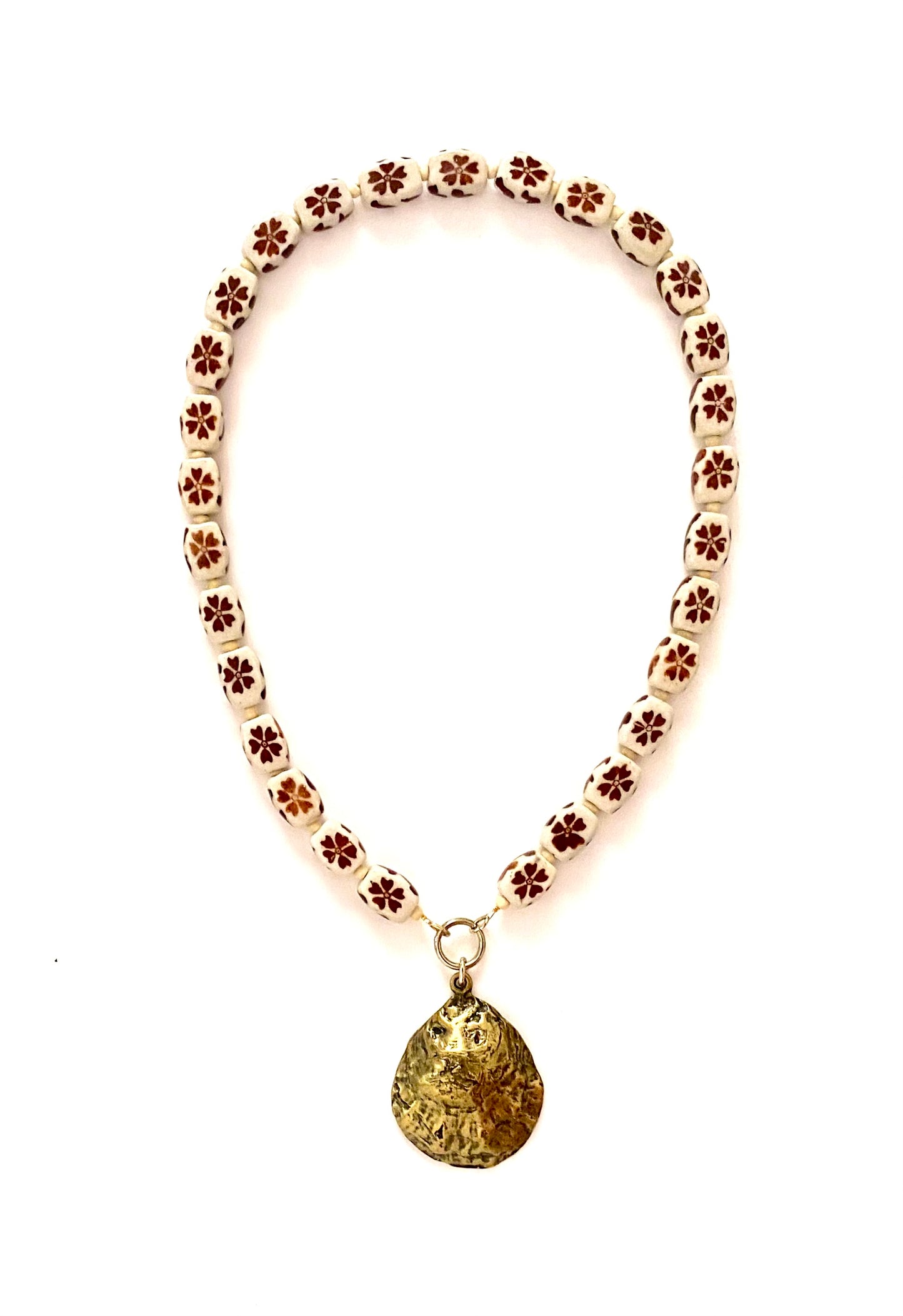 COLLAR VALLE DEL NILO