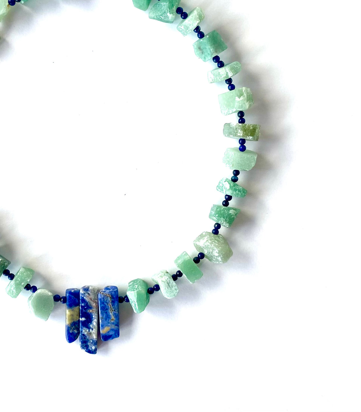 Blauer Smaragd-Künstlerhalskette