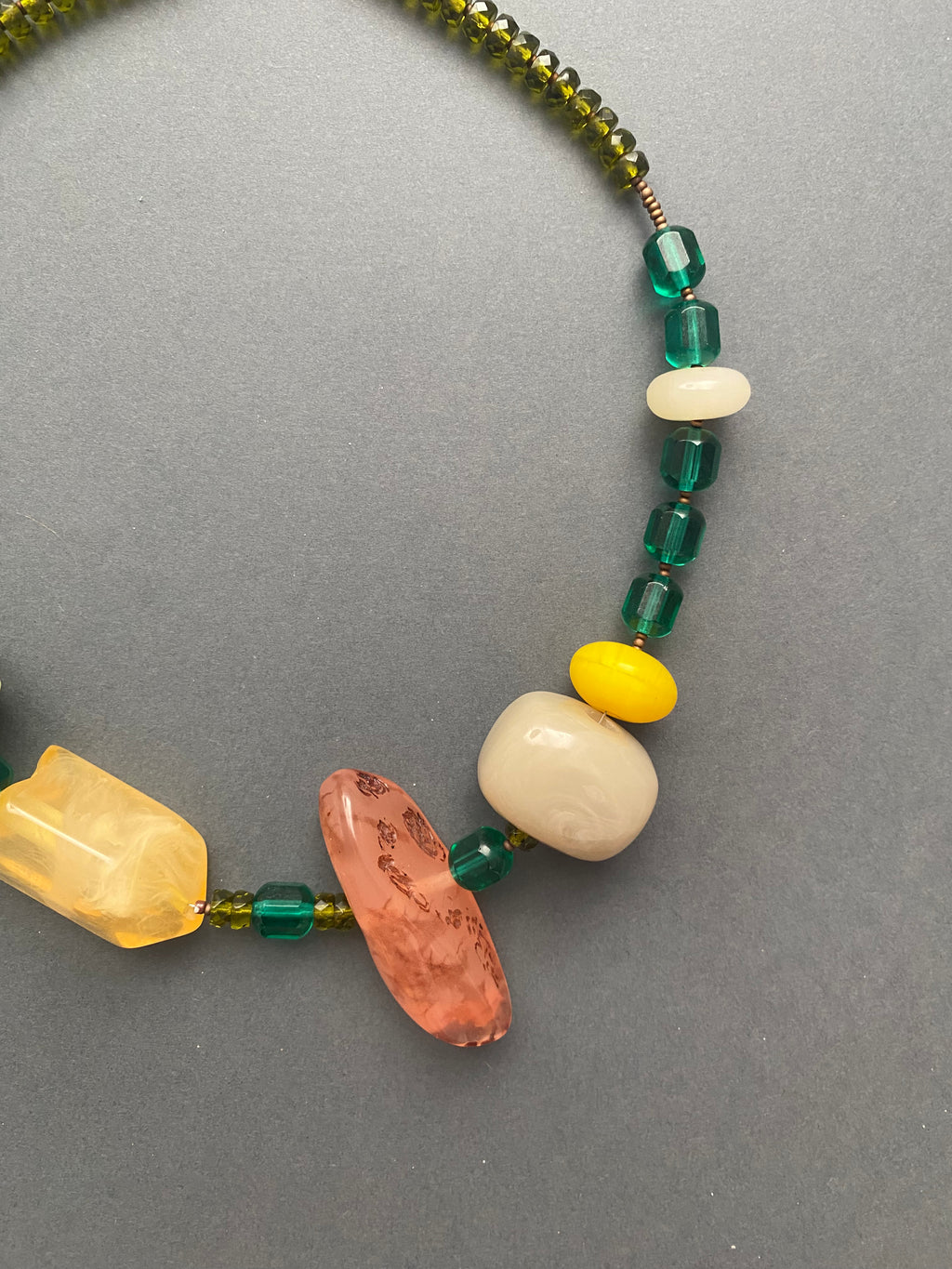 Collar de artista Jardín de luz